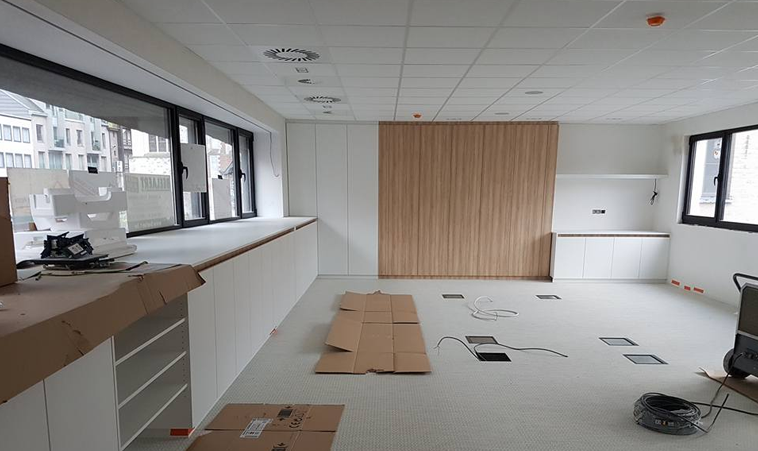 Na renovatie door Hova Interiors